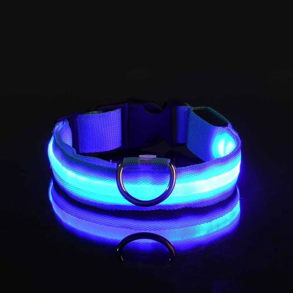 SafeGlow™ LED-Halsband – Laat je hond schitteren, dag & nacht