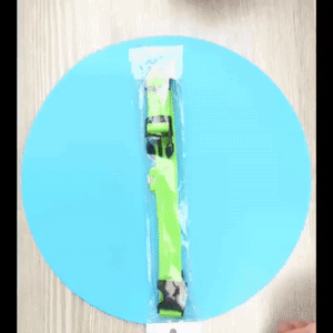 SafeGlow™ LED-Halsband – Laat je hond schitteren, dag & nacht